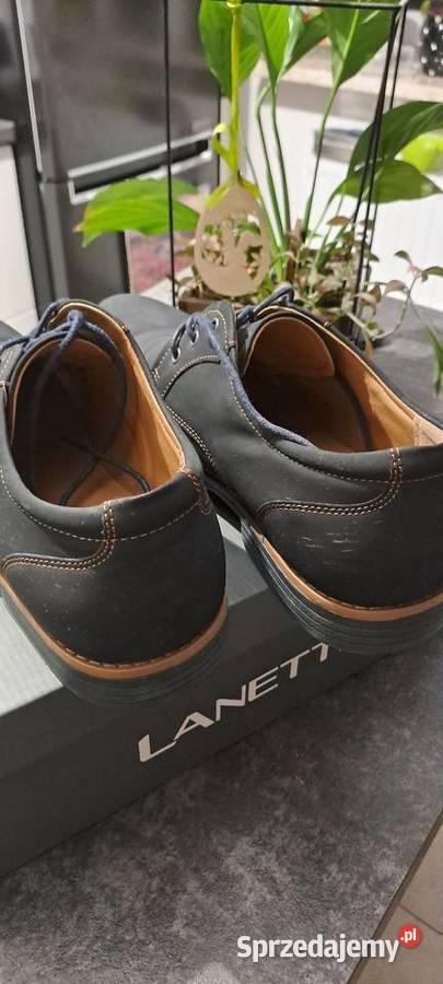 Półbuty granatowe 43 Lanetti super stan Ząbki