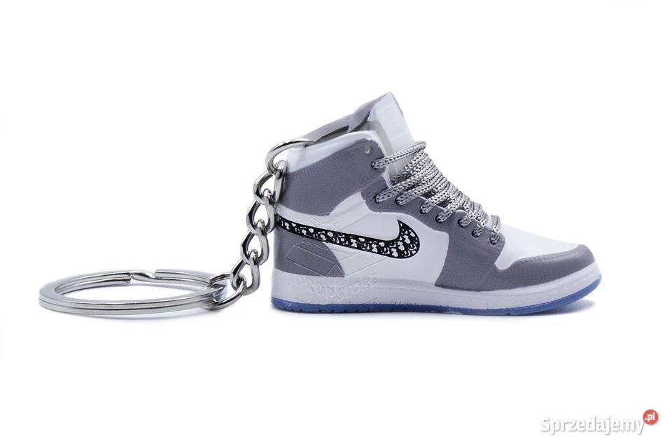 Brelok Nike AIR JORDAN 1 High Dior / CN8607–002 Zielona Góra