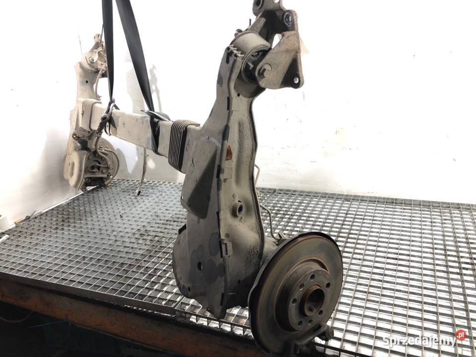 BELKA TYŁ TOYOTA PROACE Van minibus TYLNA osobowe