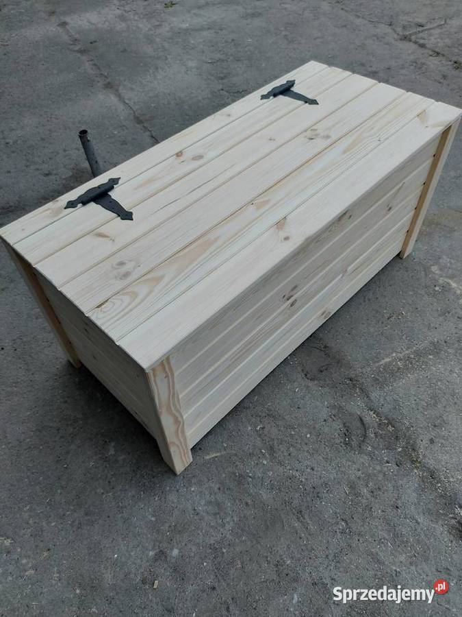 Duży kufer- skrzynia drewniana