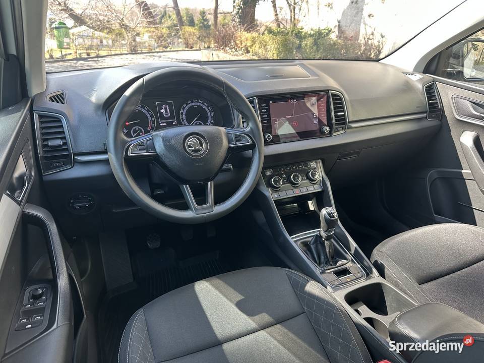 Skoda Karoq Navi kamera biała perła serwisowana Gdańsk sprzedam