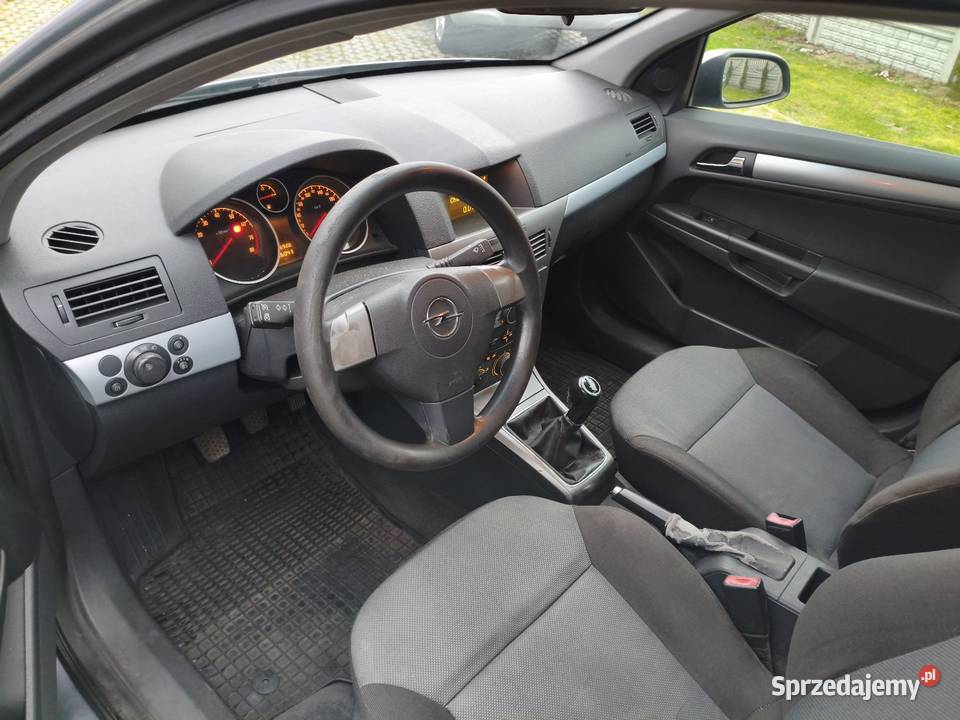 Opel Astra 14 4/5 łódzkie Glinnik