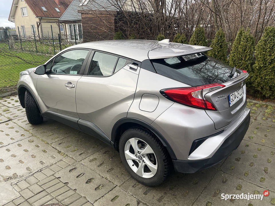 Toyota CHR 12 Turbo 2017r Bezwypadkowy niski 71500km sprzedam