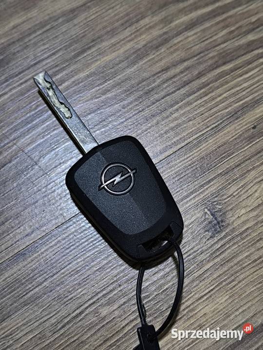 Kluczyk opel Zafira używany nowy osobowe