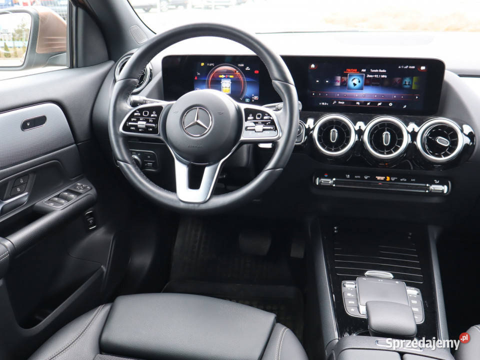 Mercedes GLA GLA 200 światła LED Piaseczno