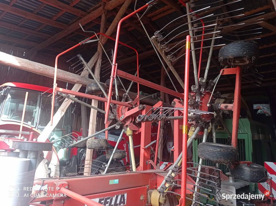 Zgrabiarka karuzelowa Fella ts 670 Zgrabiarki i przetrząsacze pomorskie Dąbki