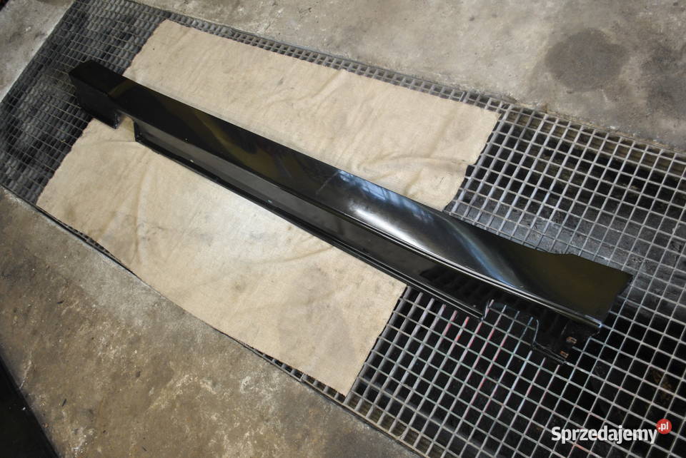 Nakłądka produ lewa strona BMW E60 E61 PRZEDLIFT