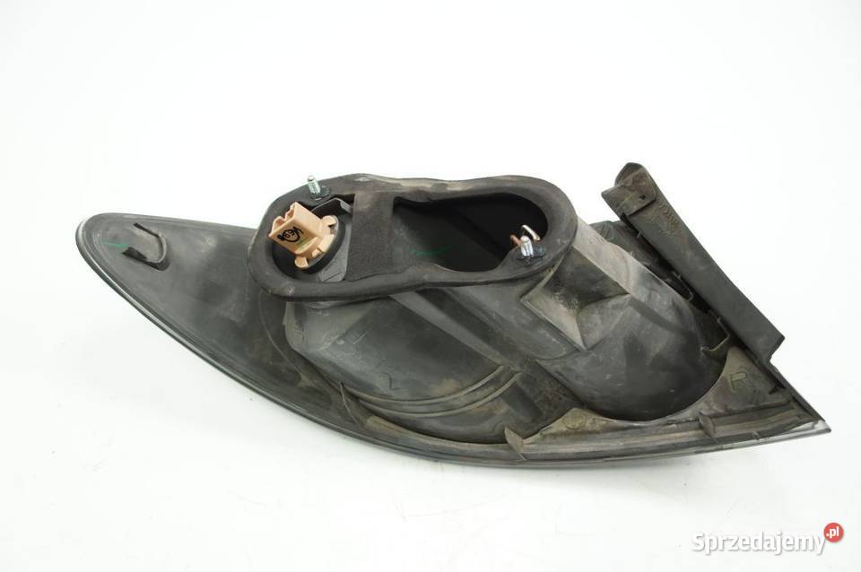 LAMPA PRAWA TYŁ MAZDA 6