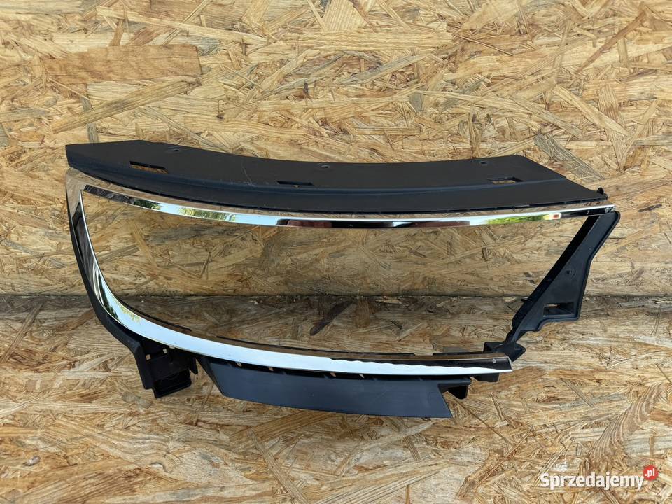 Ramka chrom lampy przód prawa rh Opel mokka II 2