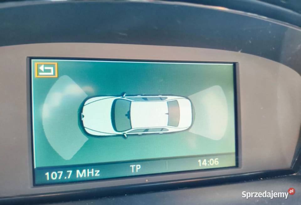 BMW E90 325I R6 LPG idrive grzane fotele PDC manualna