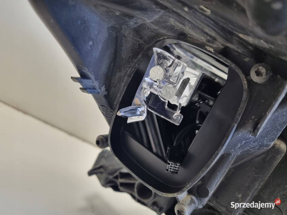 LAMPA LEWA Renault Talisman PRZEDNIA lewy przód Rudka