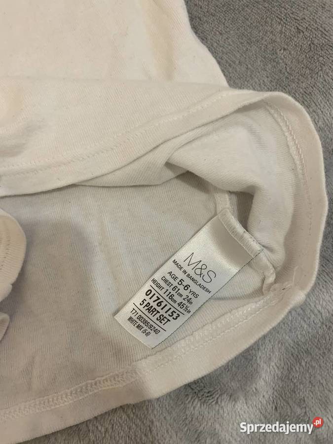 Podkoszulek biała koszulka bluzka bez rękawów Marks & Spencer podkarpackie