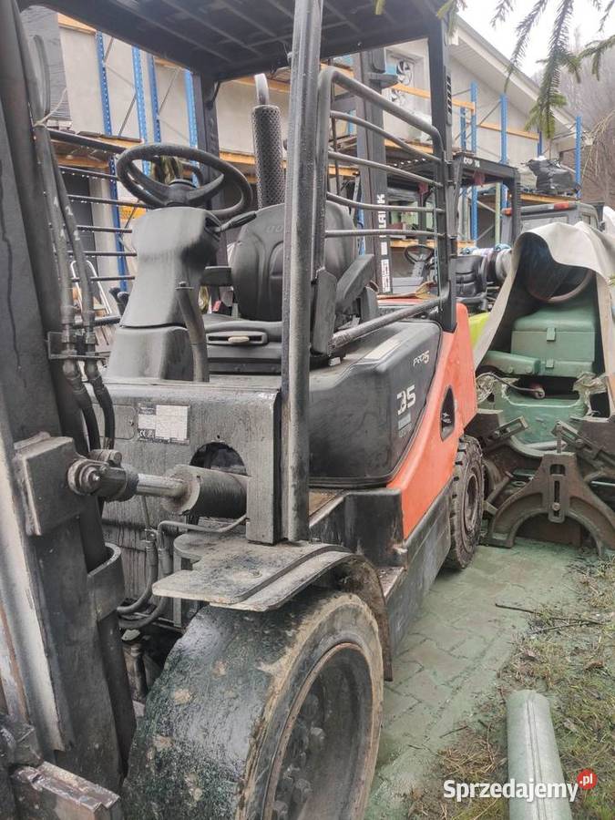 Wózek widłowy Doosan 35 t diesel 4 sekcje 2002 Grzechynia