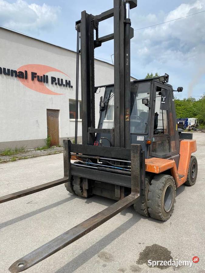 Wózek widłowy STILL R7080 8 ton udźwigu podnosi Nowiny