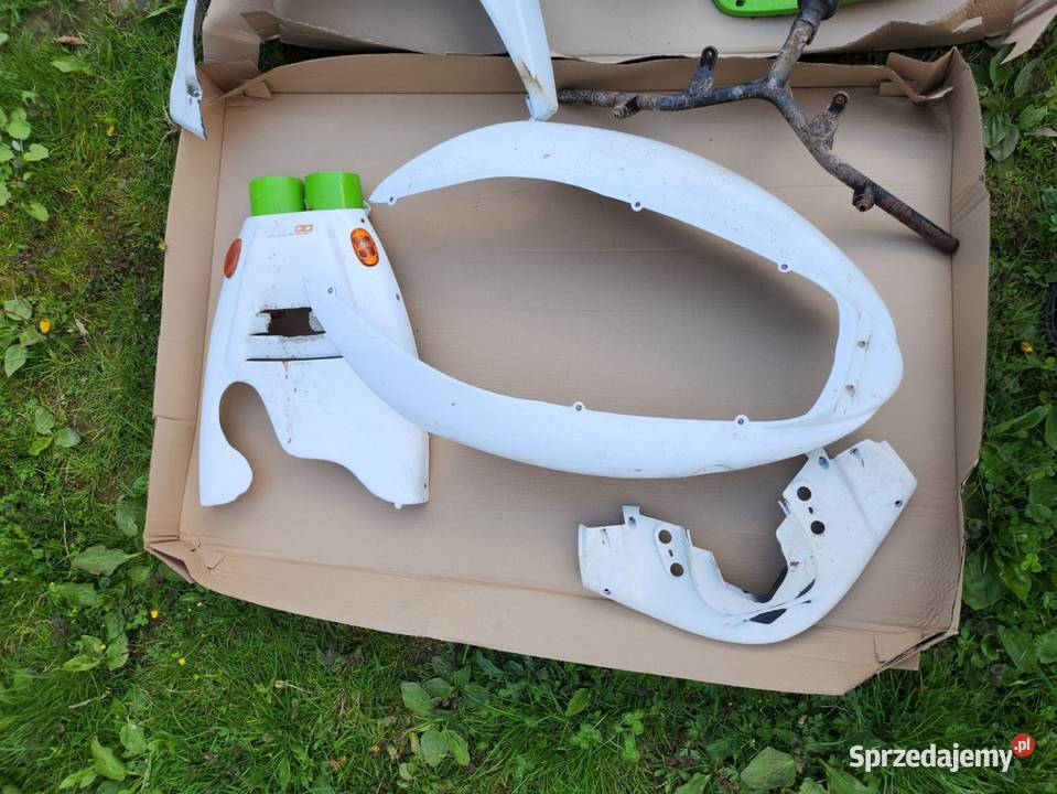 Plastiki aprilia sr czacha czasza kokpit kolana Bychawa sprzedam