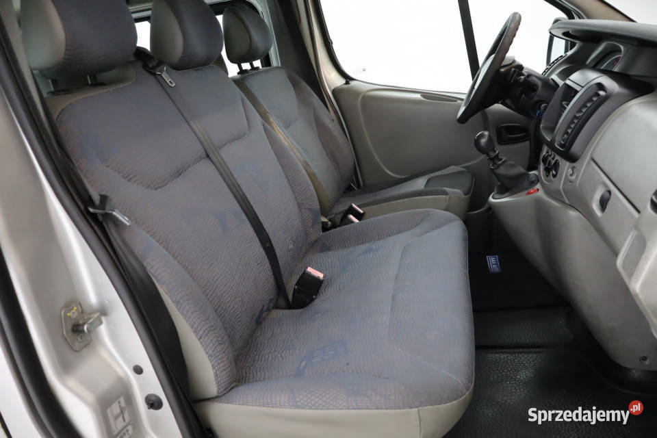 Renault Trafic 25 dCi