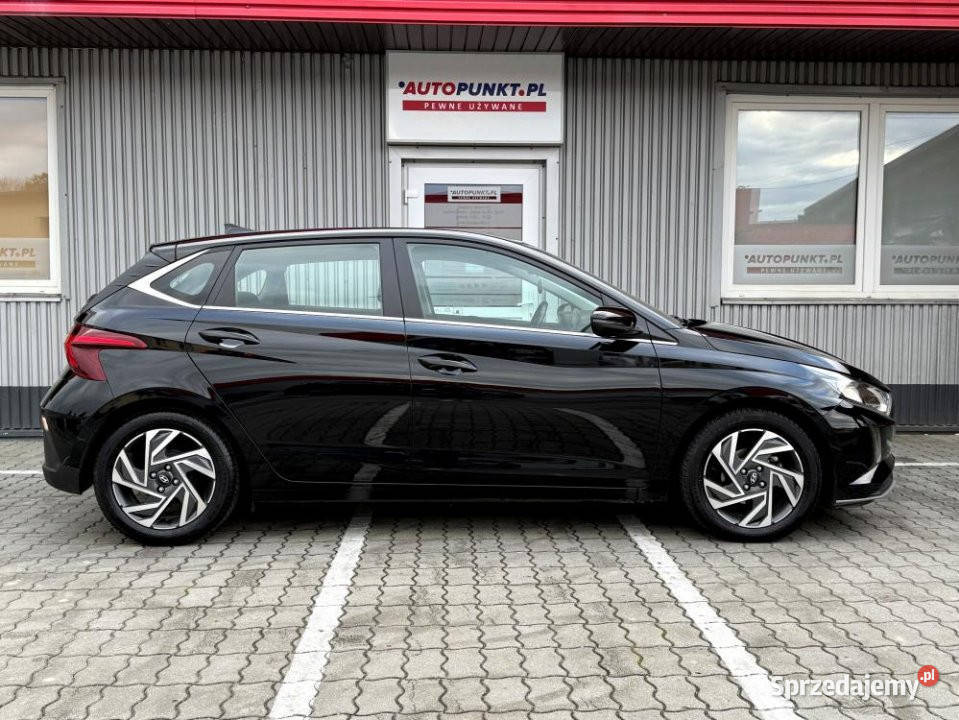 HYUNDAI i20 2024r Salon Fvat 23 Bezwypadkowy 1197cm3