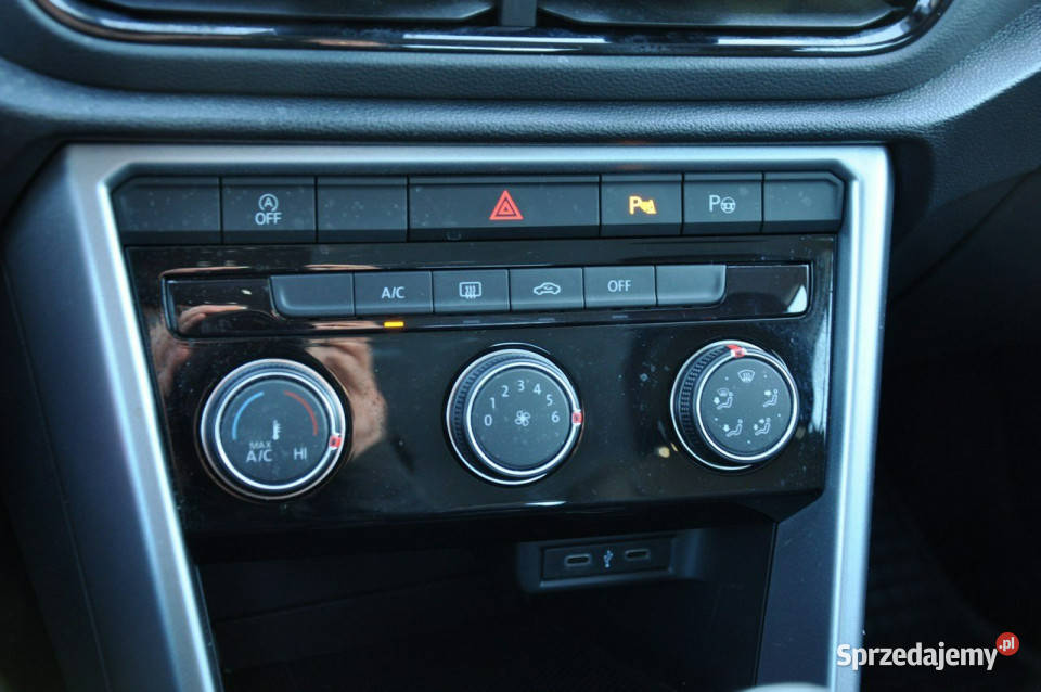 Volkswagen TRoc 15TSI 150 Manual6G Life Kamera manualna Stalowa Wola