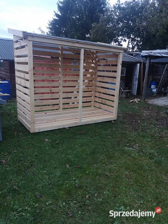 Sprzedam drewutnia schowek na drewno Grądki