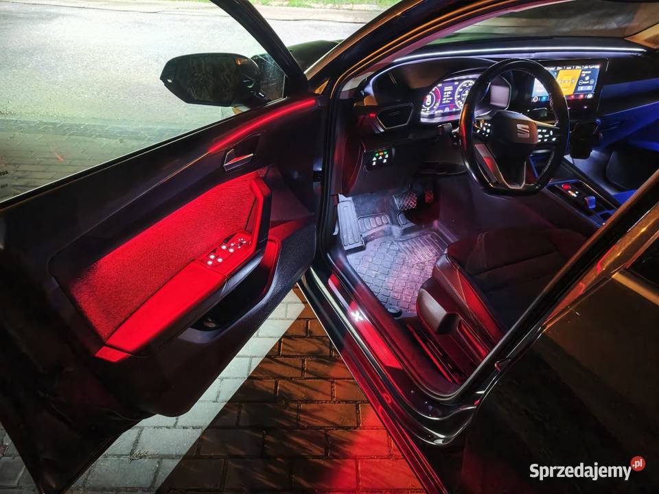 SEAT Leon Sportstourer 15 eTSI MildHybrid 150 warmińsko-mazurskie Giżycko