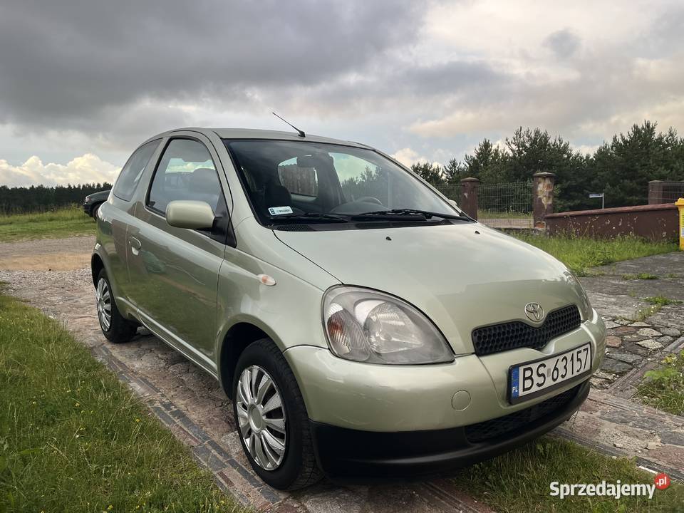 Toyota Yaris 10 Benzyn Elekrtyka Samochody osobowe Suwałki sprzedam
