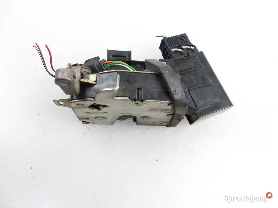 ZAMEK LEWY PRZEDNI BMW 5 Touring E39 osobowe