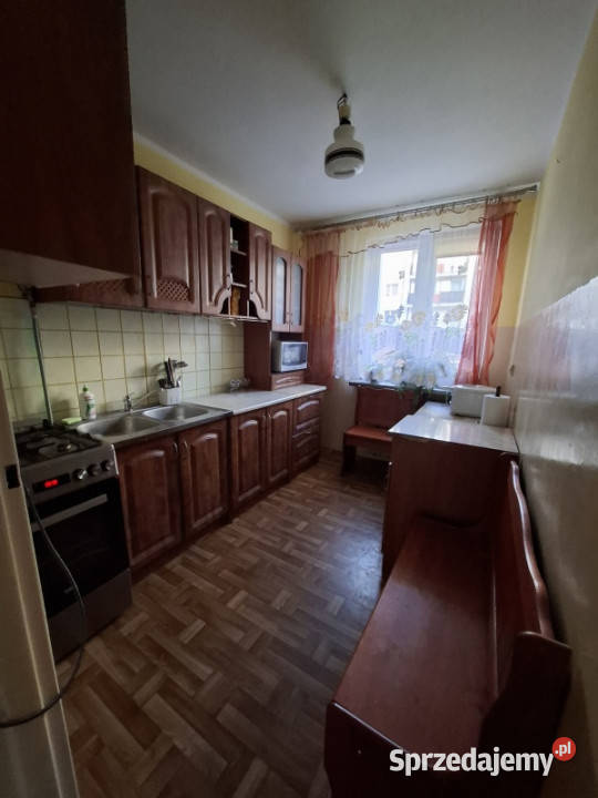 Sprzedam 3 pokojowe mieszkanie w Poniatowej woj lubelskie Poniatowa