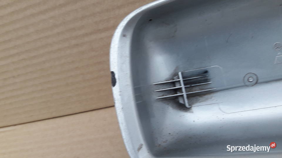 EKLASA W210 OBUDOWA LUSTERKA LEWEGO A2108110160 osobowe Trzciel