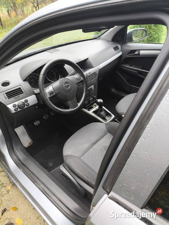 Opel Astra h 16 benzyna gaz sprzedam