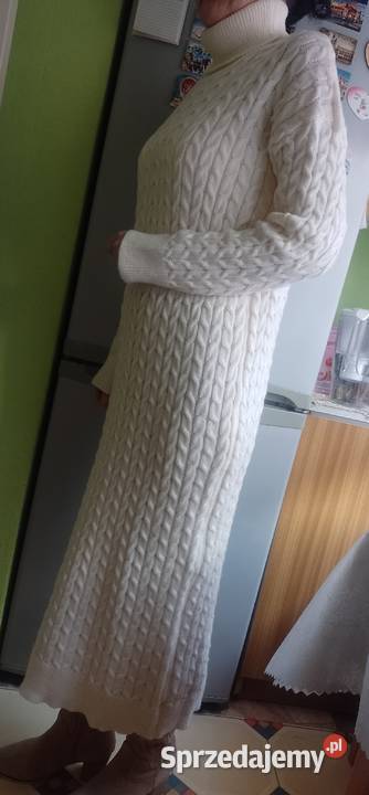 4042 LXL Długa sukienka dzianinowa z golfem z małopolskie