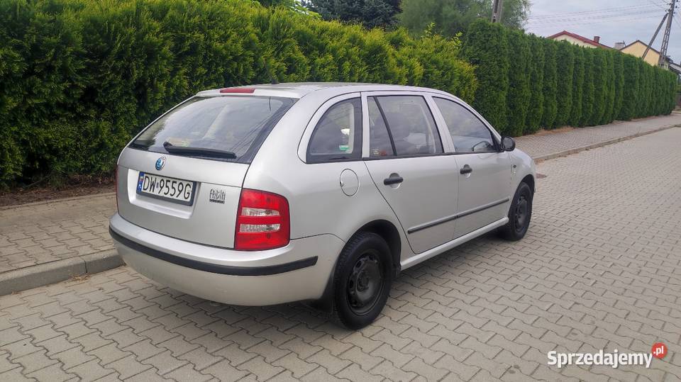 Skoda Fabia 14 benzyna Polski Salon Jeden Rok produkcji 2003 Bierutów