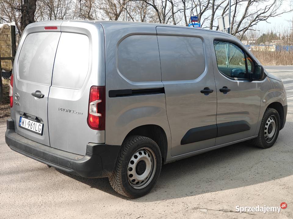 Toyota Proace 15hdi 2021r 1 WŁAŚCICIEL 75KM mazowieckie Warszawa sprzedam