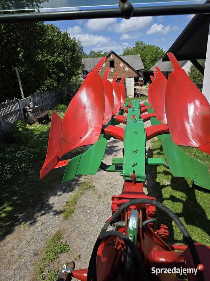 Kverneland 4 skiby Pług Wólka Ratajska