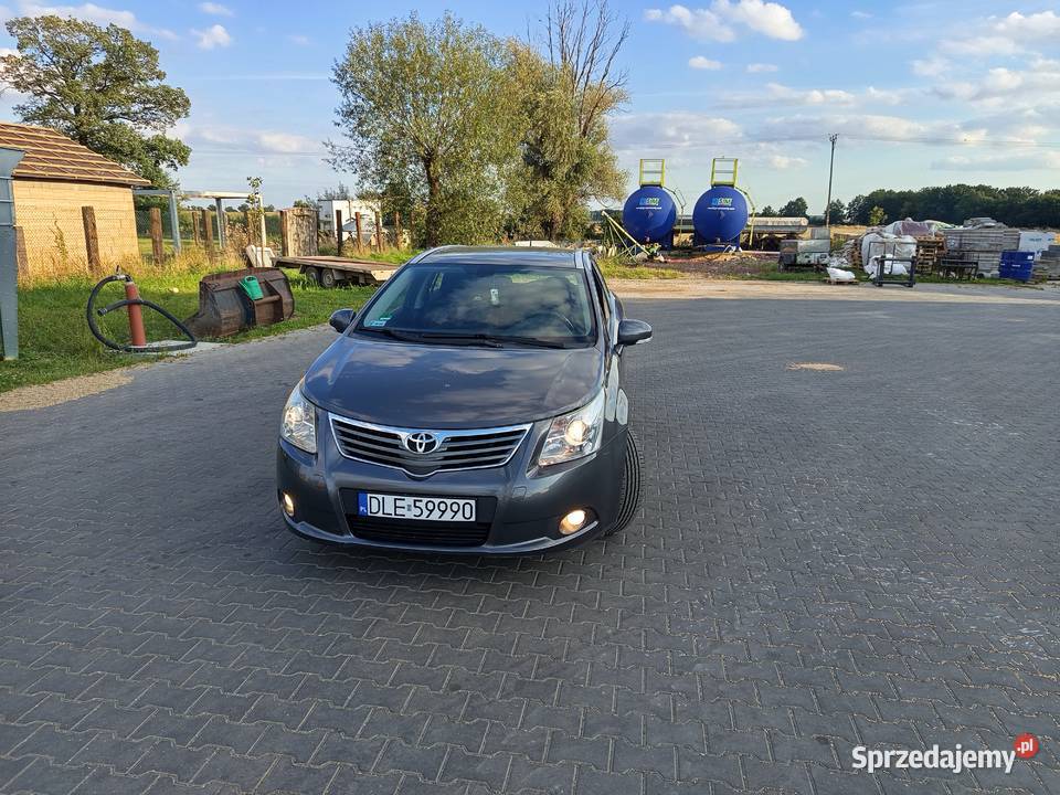 Toyota Avensis t27 20 D4D 126 2010r dolnośląskie Legnica