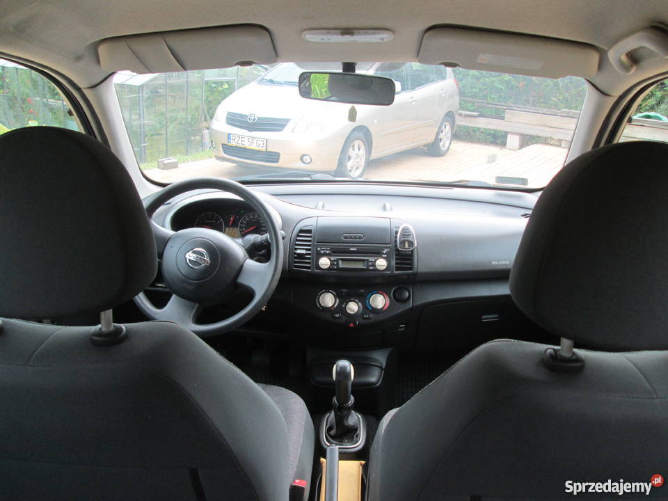 czarny nissan micra z 2006r Kielnarowa