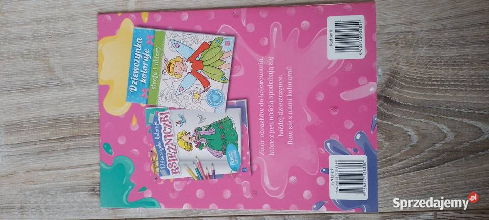 Kolorowanka Dziewczynka koloruje księżniczki miękka Wieliczka