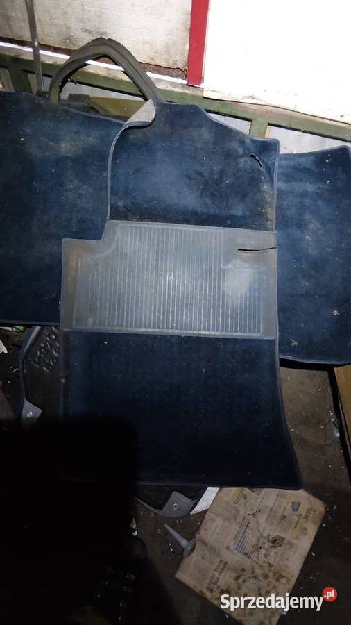 Mercedes 116 dywany granatowe Przeźmierowo