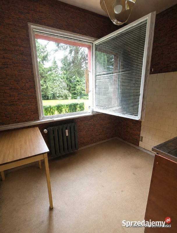 MIESZKANIE NA PARTERZE W KROŚNIE BATOREGO Mieszkania Krosno