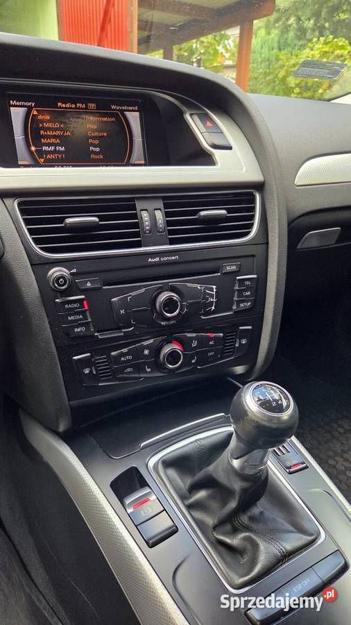 Audi A4 B8 Avant radio