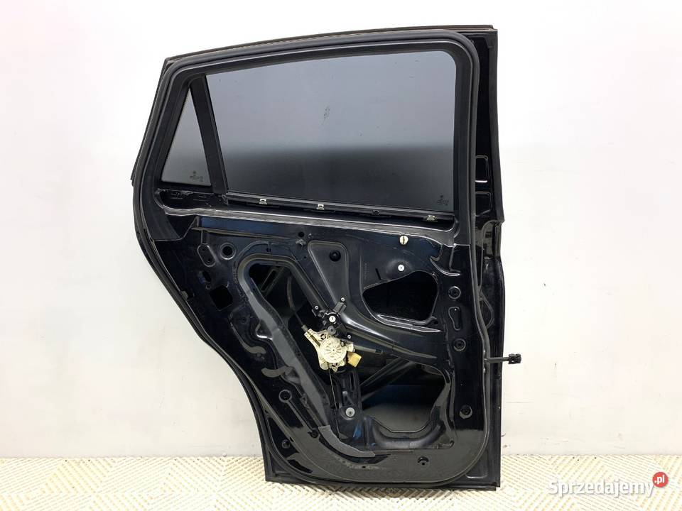 DRZWI LEWY TYŁ BMW E71 SUV 0714 CZARNY