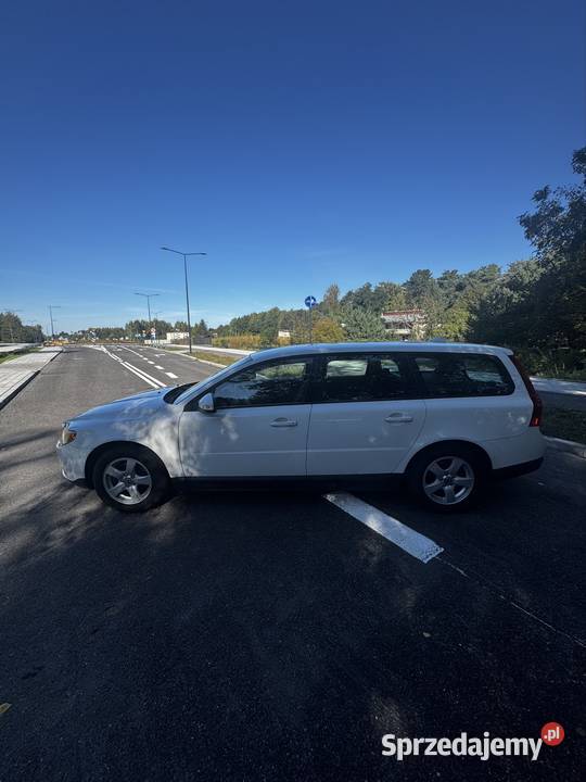 Volvo V70 20D 136 2006r Hak Słowik