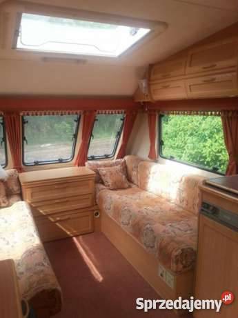 PRZYCZEPA KEMPINGOWA