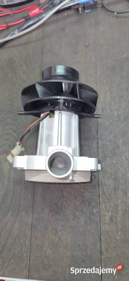 Silnik dmuchawa wentylator eberspacher airtronic Rok produkcji 2012 Polska Cerekiew