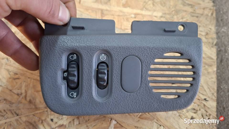 Panel regulacji swiatel megane 1 lift coupe warmińsko-mazurskie Nowe Miasto Lubawskie sprzedam