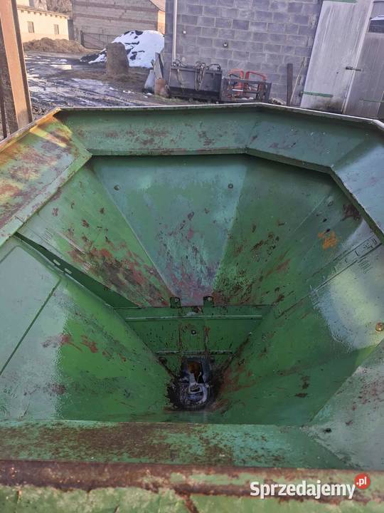 Rozsiewacz Amazone F 604 sprzedam