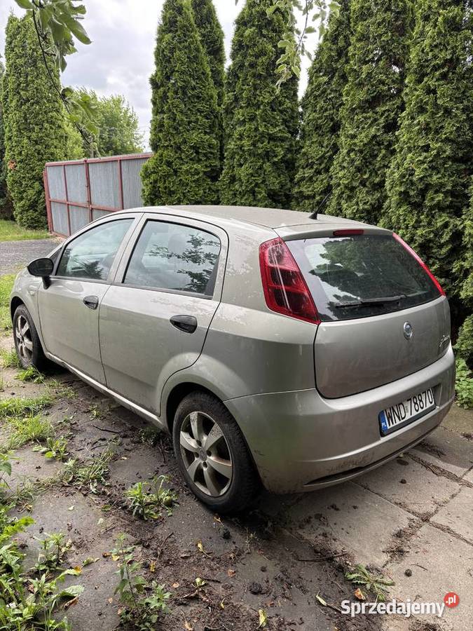 syndyk sprzeda samochód osobowy FIAT PUNTO Fiat Warszawa