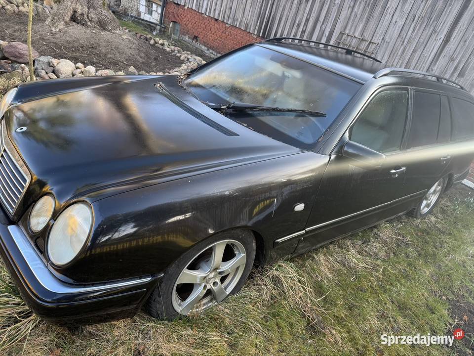 Mercedes w210 e420 v8 Rok produkcji 2001 Samochody osobowe zachodniopomorskie Koszalin