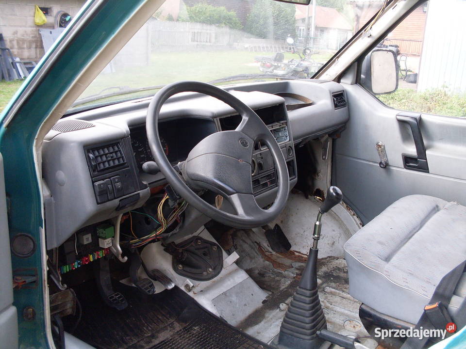 Wnętrze Volksvagen Caravelle Transporter T4 94 Suchowola