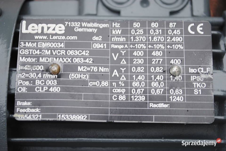 Motoreduktor kołnierzowy 025kw 304obrmin LENZE