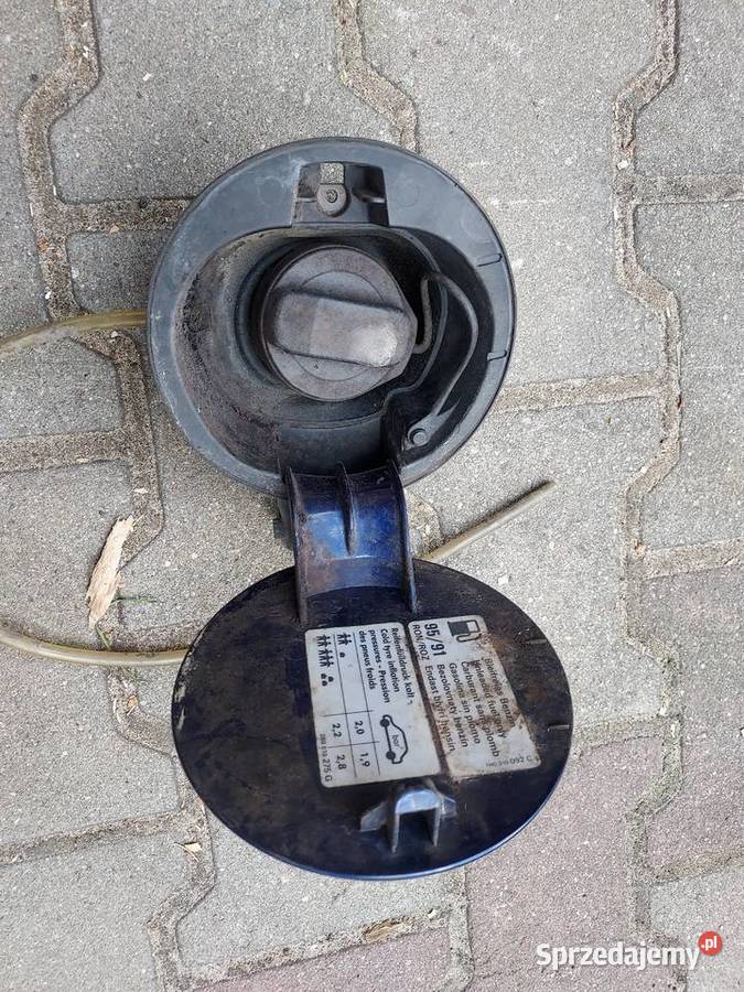 Klapka wlewu paliwa korek Passat B5 LB5N Tomaszów Lubelski